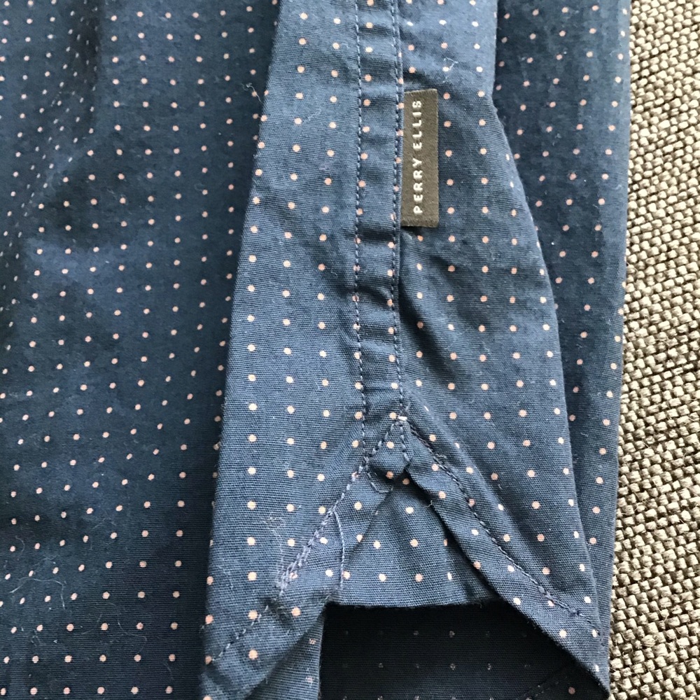 Perry Ellis 100% Cotton button down shirt size L - Picture 8 of 8